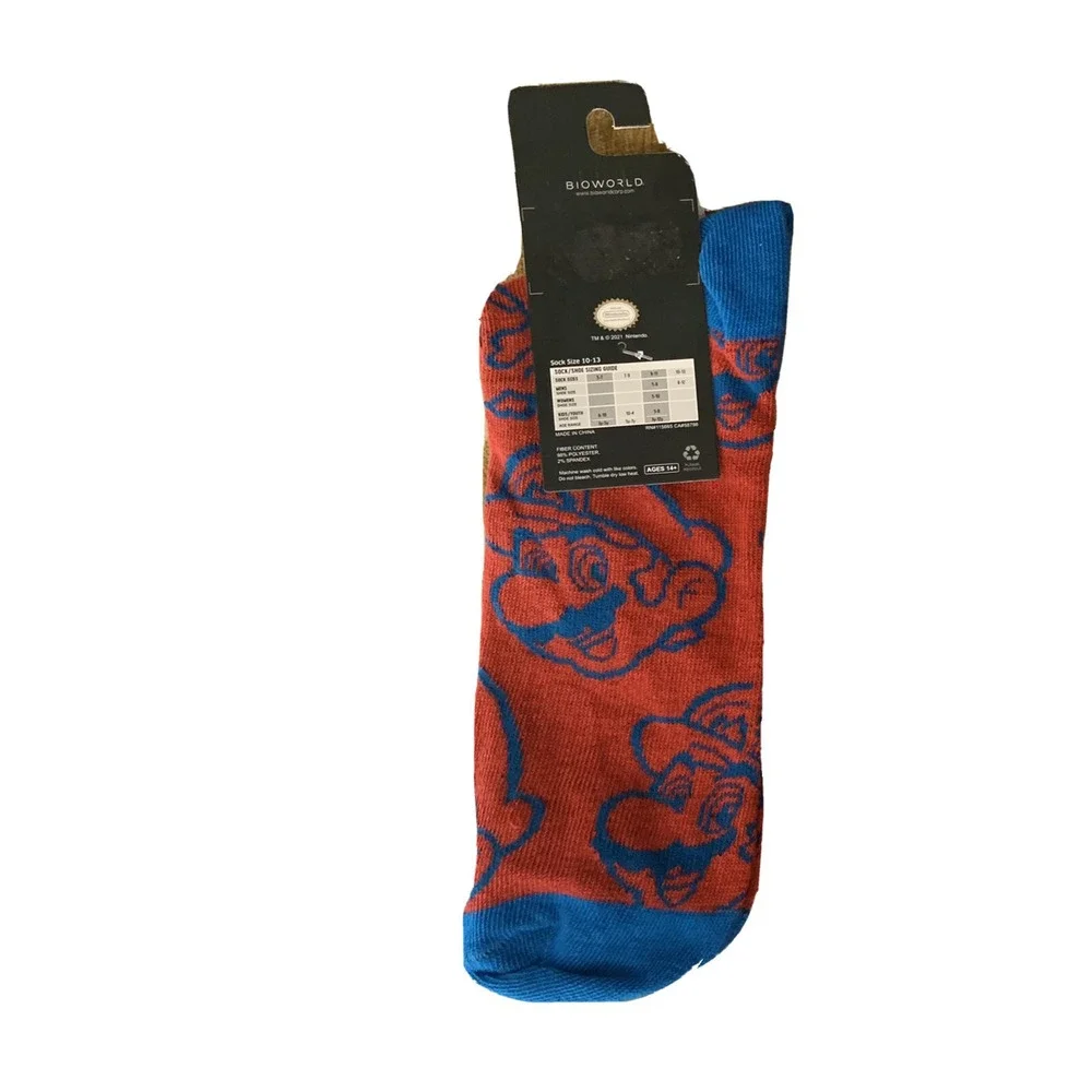 Nintendo Super Mario Mens Socks Crew 10-13 Fits Shoe 8-12 New with Tags Red Blue